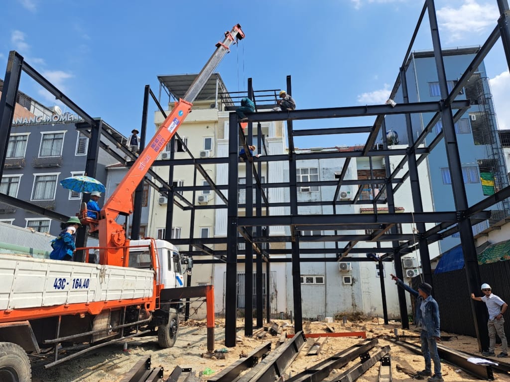 Thi công nhà thép tiền chế